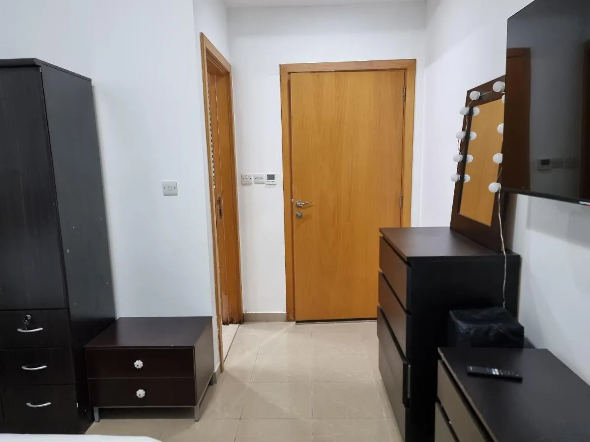 Granada Apartments Marina Crown Dubai