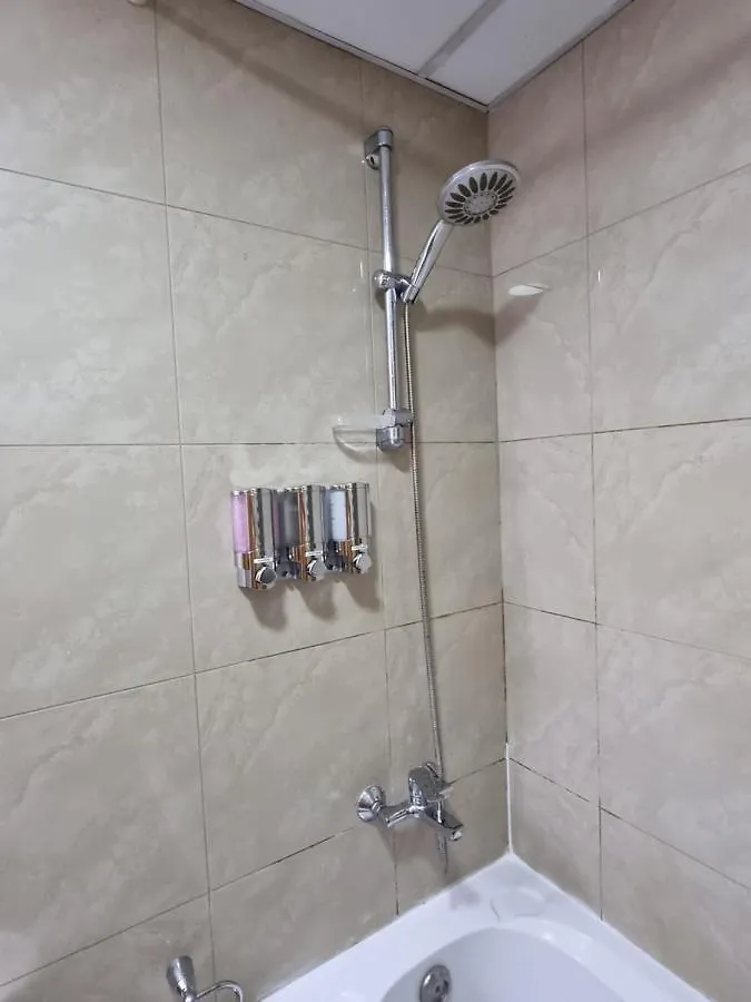 Granada Apartments Marina Crown Dubai